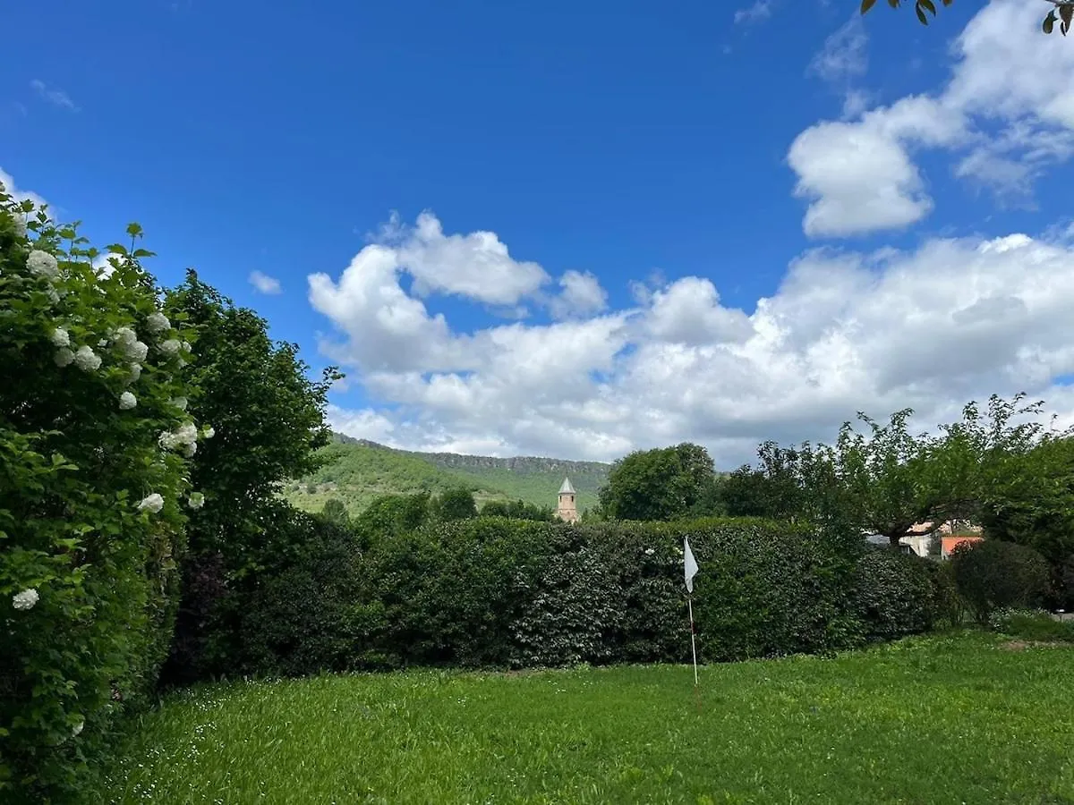 Maison Agreable Et Lumineuse, Jardin Vue Nature, Nant Aveyron Semesterbostad