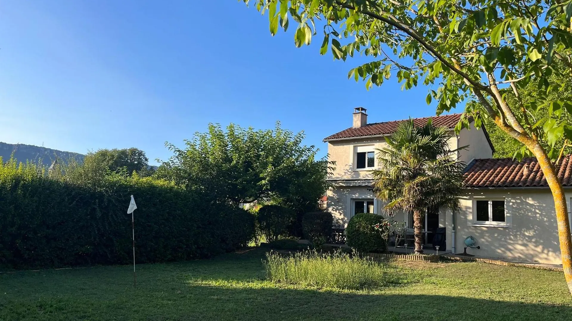 Maison Agreable Et Lumineuse, Jardin Vue Nature, Nant Aveyron